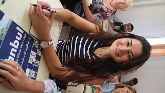 Bizim Yabancılar Türkçe öğreniyor