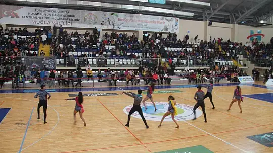 Lokman Hekim Fethiye Belediyespor ilk yarıyı lider tamamladı 83-80