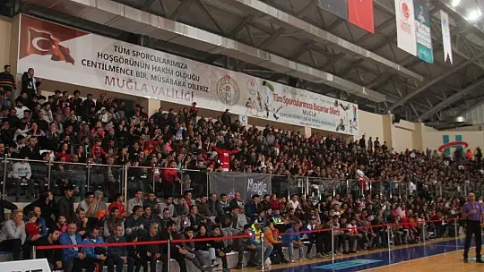 Lokman Hekim Fethiye Belediyespor ilk yarıyı lider tamamladı 83-80