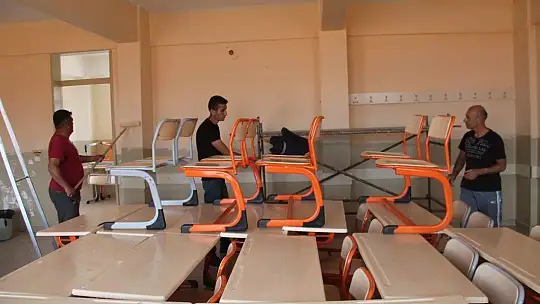 İzolasyondaki Memurlardan Örnek Davranış