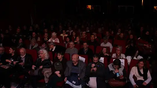 Survıvor ünlülerinden Güldeniz Odabaş'a destek