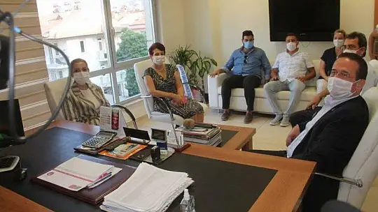 AK PARTİLİ GÖKCAN DEVLET HASTANESİ'Nİ ZİYARET ETTİ