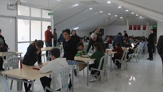 Akıl Oyunları Turnuvası Düzenlendi 