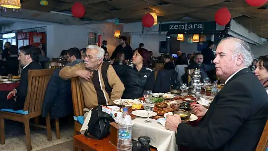 FTSO, 10 OCAK Gazeteciler Günü'nde basın çalışanları ile kahvaltıda buluştu