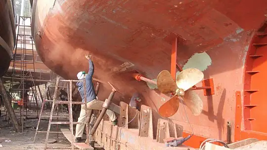 Tur tekneleri turizm sezonuna hazırlanıyor