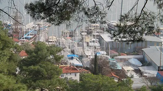 Tur tekneleri turizm sezonuna hazırlanıyor