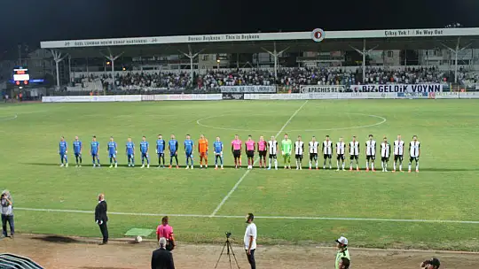 ZORLU KARŞILAŞMA BAŞLADI