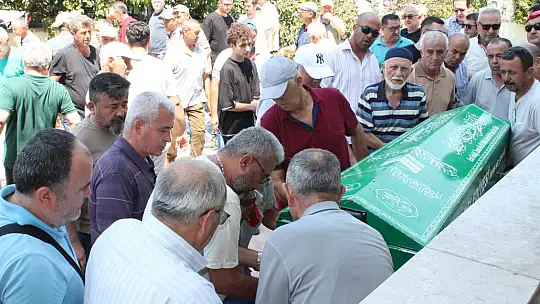 Gazeteci Dereli'nin Babası son Yolculuğuna Uğurlandı