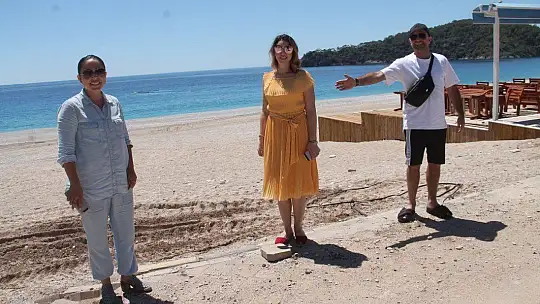 Rus Çift ''İyi ki Türkiye'deyiz''