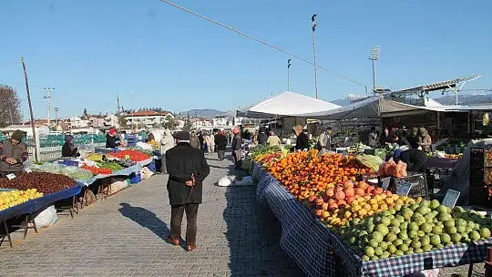 Salı Pazarı'nda Çadırlar Kurulamadı