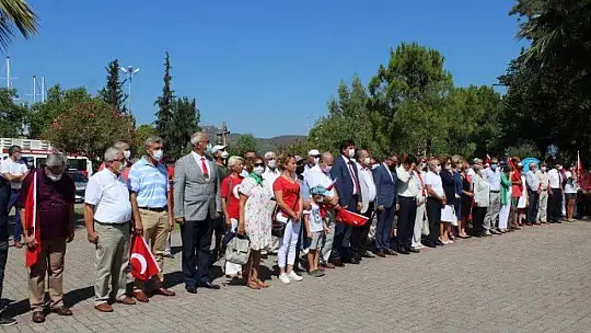CHP ve STK'ların Zafer Bayramı coşkusu