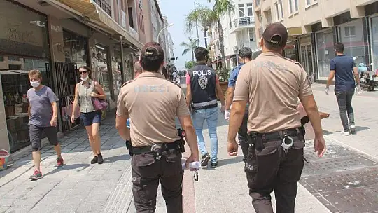 FETHİYE'DE İNTERNET KAFELERE COVİD-19 DENETLEMESİ