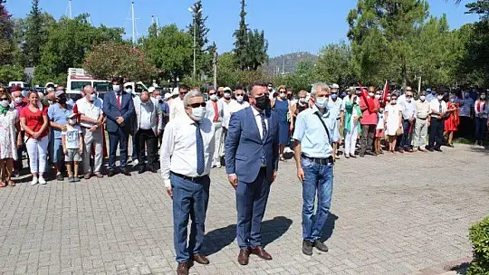 CHP ve STK'ların Zafer Bayramı coşkusu