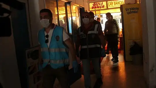 FETHİYE'DE İNTERNET KAFELERE COVİD-19 DENETLEMESİ