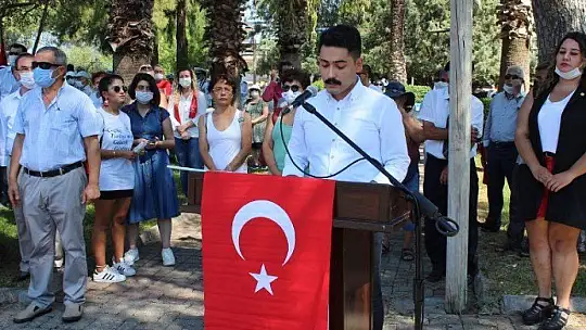 CHP ve STK'ların Zafer Bayramı coşkusu