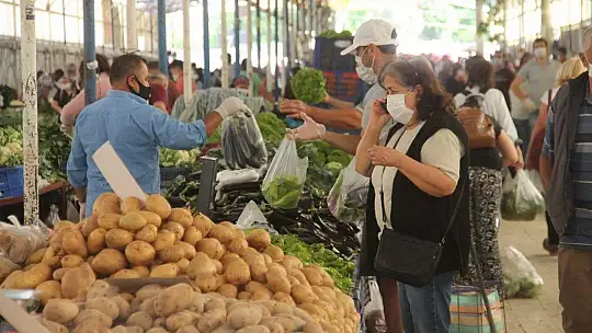 Salı Pazarı'nda normale dönüldü