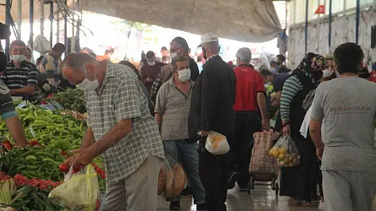 Salı Pazarı'nda normale dönüldü