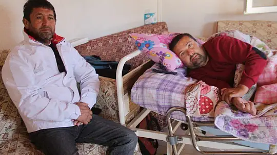 Lift Cihazı Bekliyor