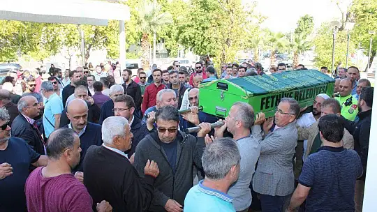 Son yolculuğuna dualarla uğurlandı