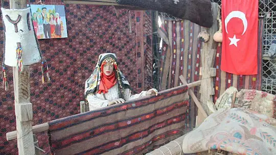 Yörük Obası Cafenin Açılışına Yoğun İlgi Oldu