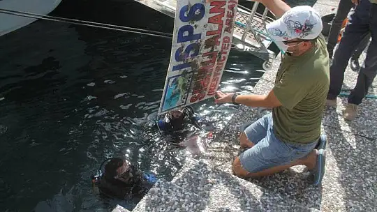 FETHİYE'DE DENİZ DİBİNDEN ÇIKANLAR HAYRETE DÜŞÜRDÜ