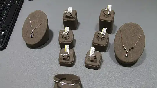 Sevgililer Günü Hareketliliği Başladı