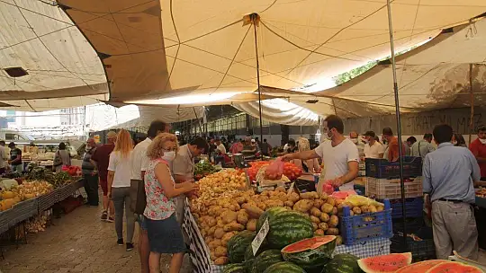 Salı Pazarı'nda bayram alışverişi
