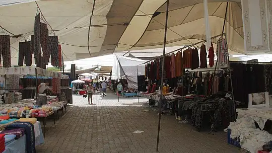 Salı Pazarı'nda bayram alışverişi