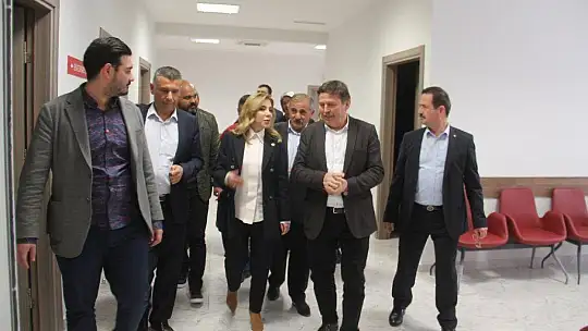 Gökcan, polikliniklerde incelemelerde bulundu