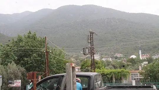 Dağcılar kayıp dağcı için seferber oldu