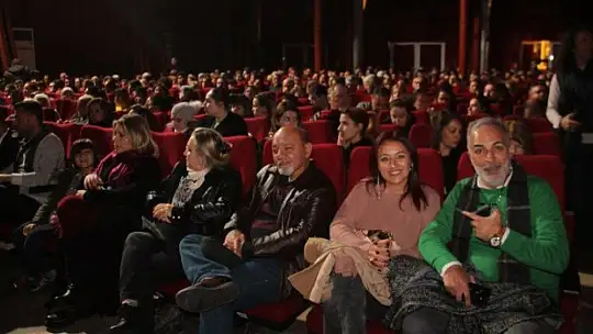 Plastik Aşklar beğeniyle izlendi 