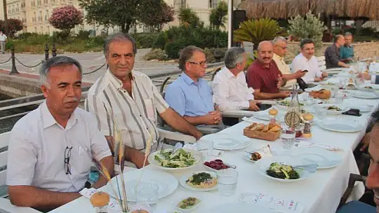 Kaymakam Şahiner'e Veda Yemeği 