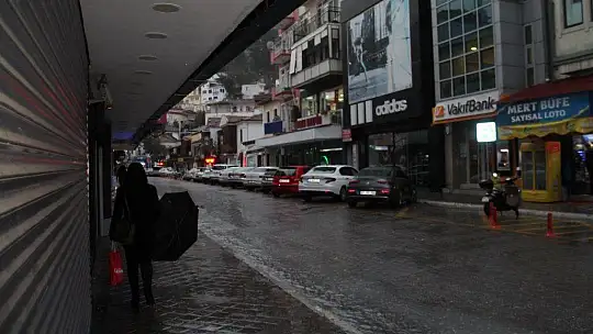 Metrekareye 22 kilogram yağış düştü