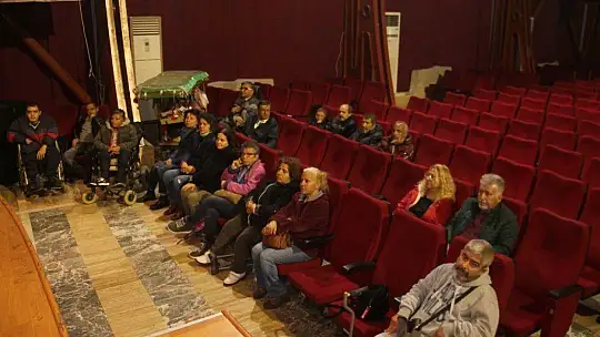 Engelli Meclisi, Yönergesini Oyladı