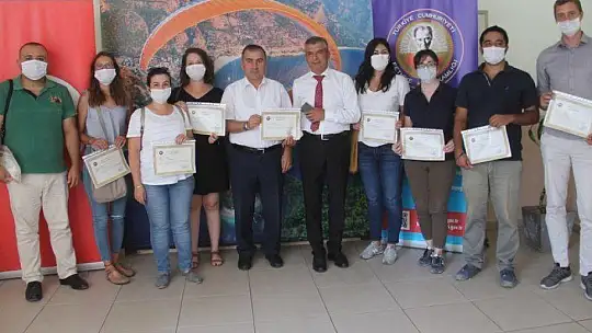 Şahiner'den Başarılı Personellere Teşekkür Belgesi 