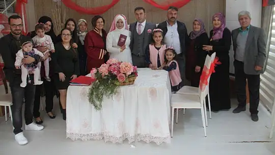 Fethiye'de Sevgililer Gününde 18 Nikah Kıyıldı