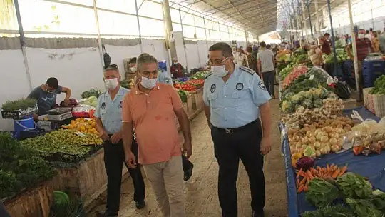 PAZARLARDA DENETİMLER DEVAM EDİYOR 