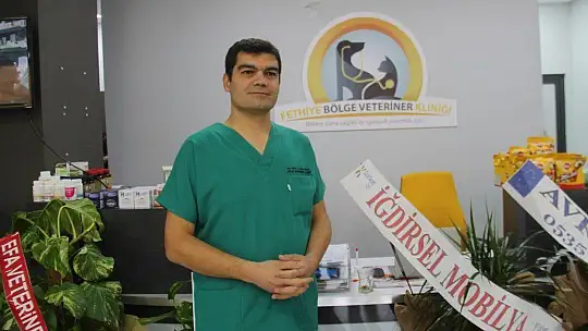 Atatürk'ü minnet ve özlemle anıyoruz