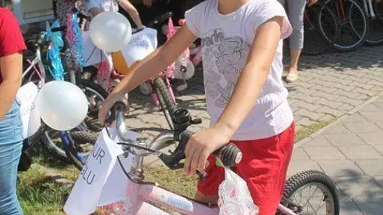 BAYRAM ÖNCESİ ÇOCUKLARIN BİSİKLET SEVİNCİ 