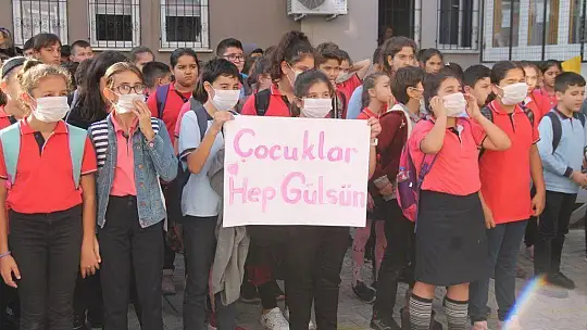 Topladıkları paraları LÖSEV'e bağışladılar