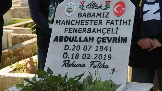 Abdullah Çevrim, mezarı başında anıldı