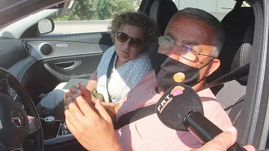 EMNİYET VE JANDARMADAN ŞEKERLİ KOLONYALI BAYRAM KUTLAMASI