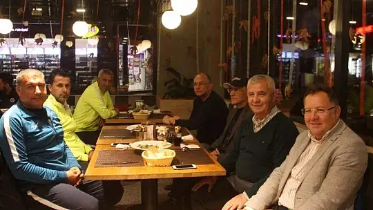 Fethiyespor'a moral yemeği 