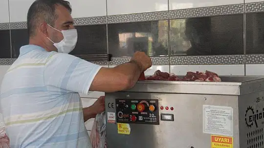 KASAPLARDA BAYRAM YOĞUNLUĞU