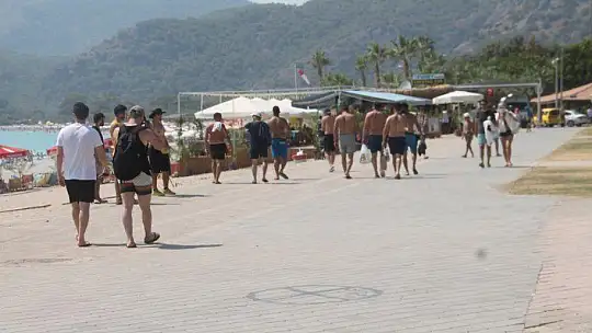 BAYRAMDA BABADAĞ'DAN ATLAYAN ATLAYANA