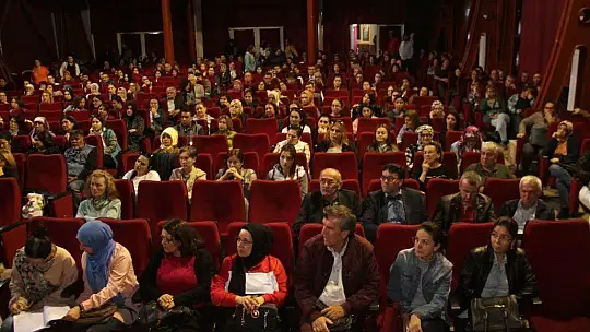 Disleksiye dikkat çektiler