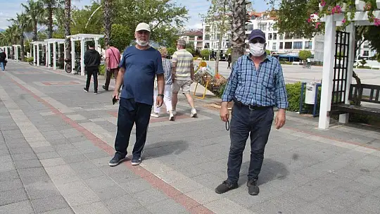 Fethiye'de yaşlılar bir kez daha sokağa çıktı