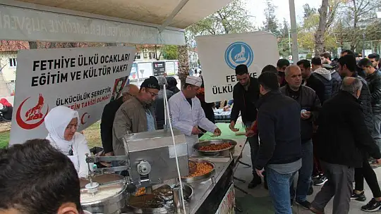 Ülkü Ocaklarından Şehit Çakıroğlu İçin Lokma Hayrı