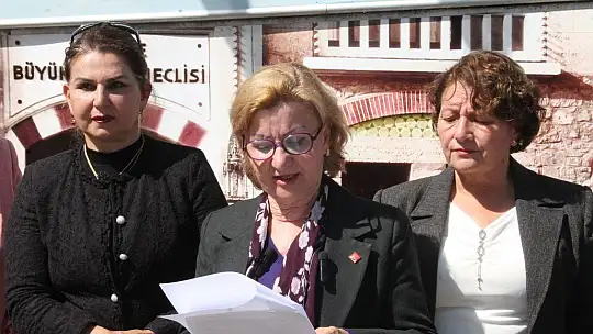 CHP KADIN KOLLARINDAN ANLAMLI AÇIKLAMA