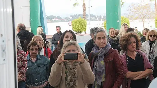 Karma Resim Sergisi Göz Kamaştırdı